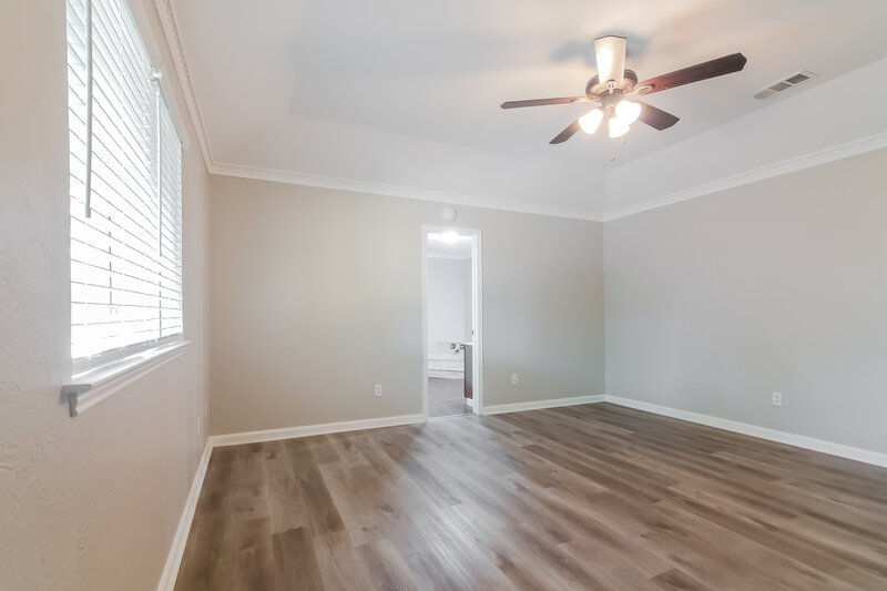 1,835/Mo, 709 NW Renfro St Burleson, TX 76028 Main Bedroom View 2