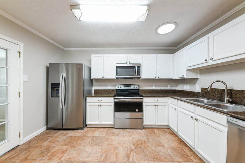 2,175/Mo, 1036 Singletree Dr Forney, TX 75126 Kitchen View 2