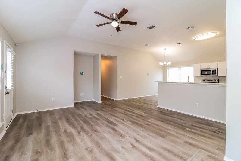 1,900/Mo, 10529 Towerwood Dr Fort Worth, TX 76140 Dining Room View