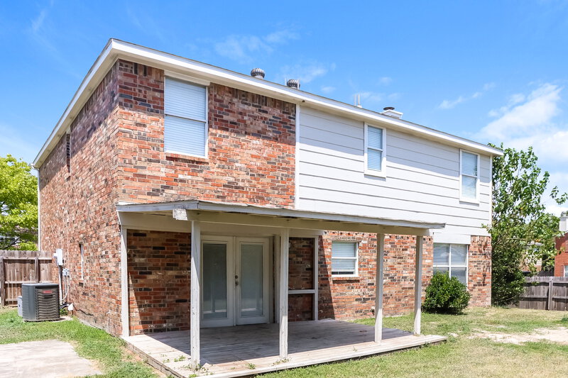 2,520/Mo, 224 Yale Blvd Glenn Heights, TX 75154 Rear View