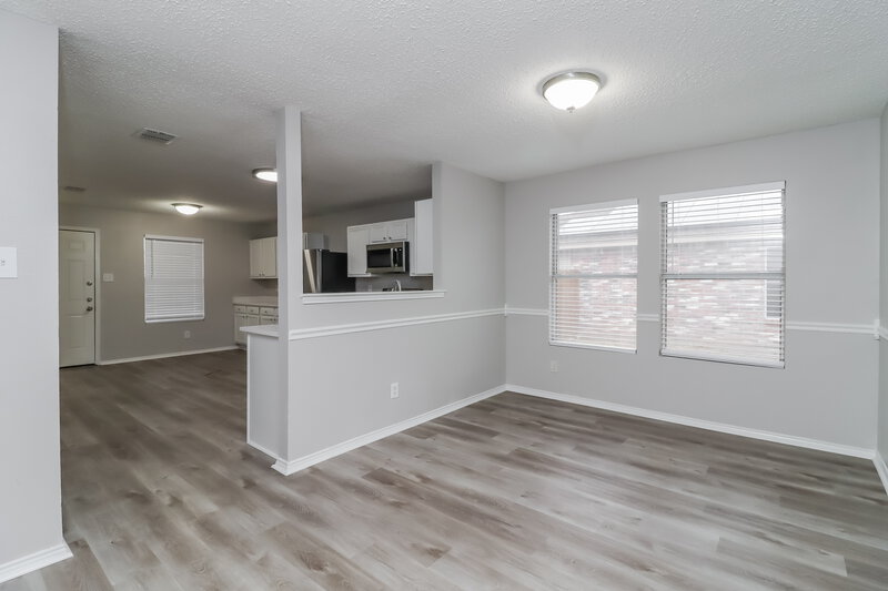 2,580/Mo, 6027 Guilia Dr Grand Prairie, TX 75052 Dining Room View