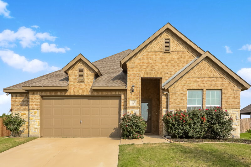 2,635/Mo, 111 Affirmed Rd Waxahachie, TX 75165 External View