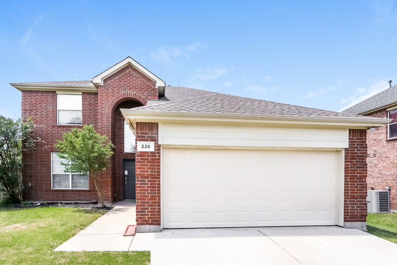 2,750/Mo, 226 Arabian Rd Waxahachie, TX 75165 External View