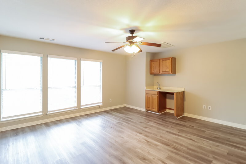 3,480/Mo, 703 Biscayne Dr Mansfield, TX 76063 Bonus Room View