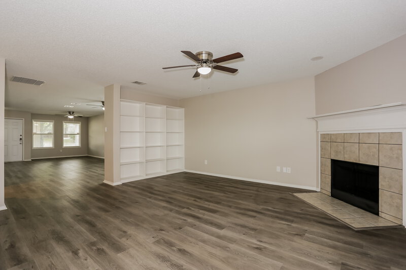 2,350/Mo, 10044 Legacy Dr Fort Worth, TX 76108 Living Room View