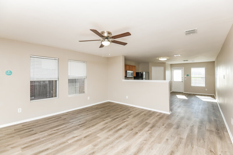 1,910/Mo, 12933 Kelly Dr Rhome, TX 76078 Living Room View 2