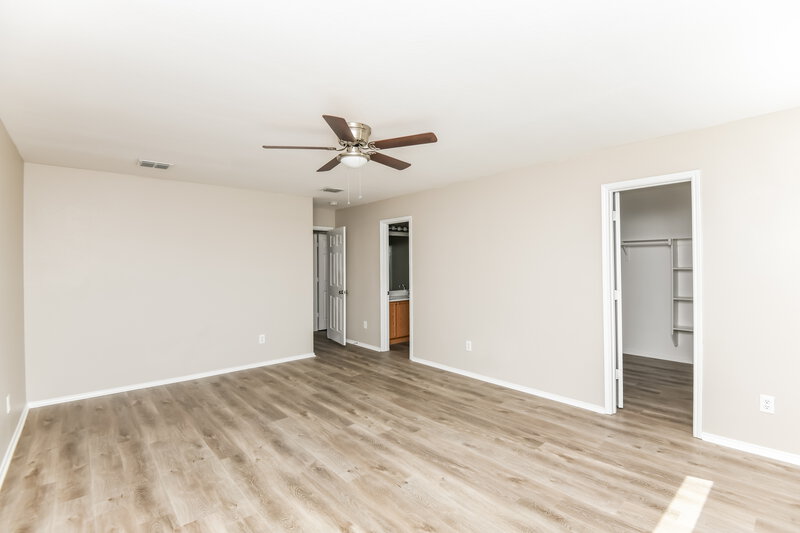 1,910/Mo, 12933 Kelly Dr Rhome, TX 76078 Main Bedroom View