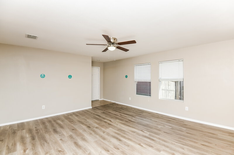 1,910/Mo, 12933 Kelly Dr Rhome, TX 76078 Main Bedroom View 2