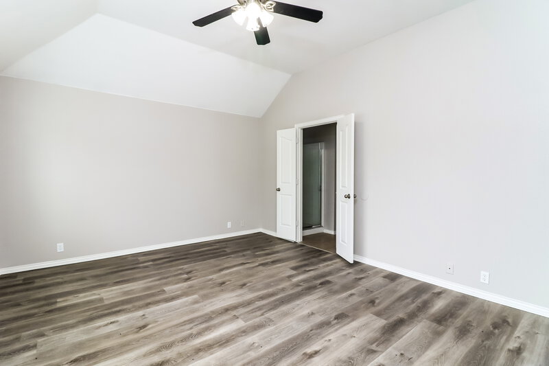 2,530/Mo, 540 Kerry St Crowley, TX 76036 Main Bedroom View