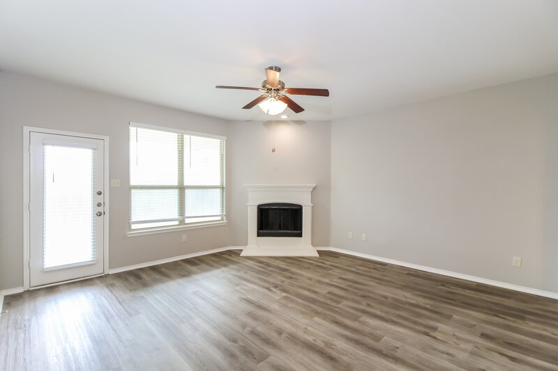 2,670/Mo, 8824 Deadwood Ln Aubrey, TX 76227 Living Room View