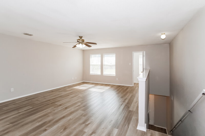 2,625/Mo, 9404 Glen Falls Ln Denton, TX 76210 Loft View