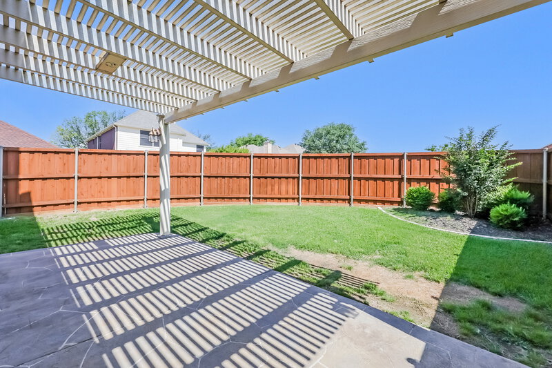 3,175/Mo, 2325 Cimmaron Dr Plano, TX 75025 Covered Patio View