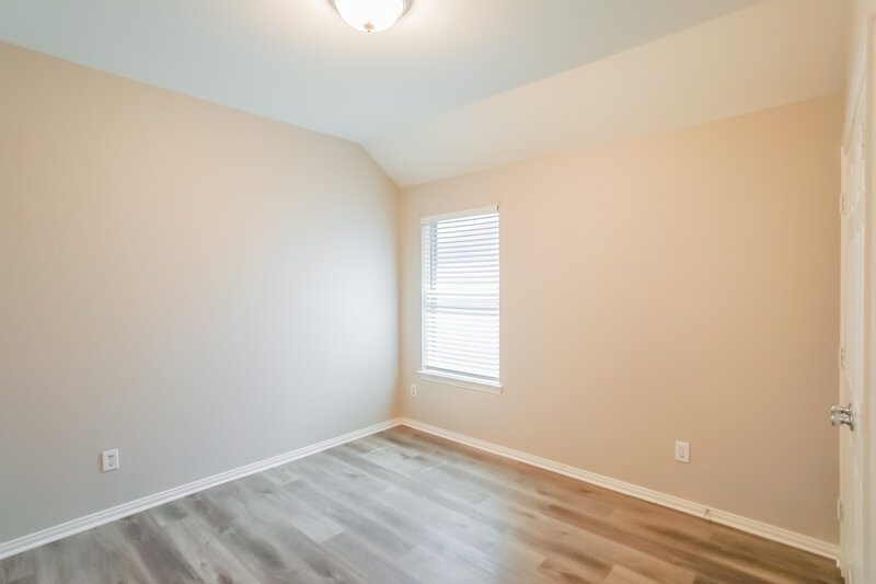 2,460/Mo, 924 Hemlock Trl Saginaw, TX 76131 Bedroom View