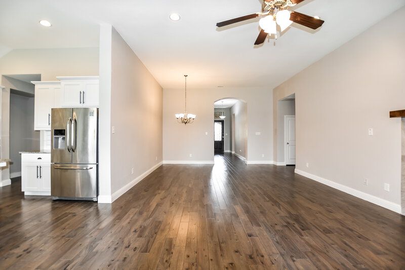 3,015/Mo, 1505 Tavistock Rd Forney, TX 75126 Living Room View 3