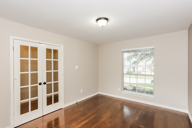 2,095/Mo, 207 Carriage Dr Willow Park, TX 76087 Office View
