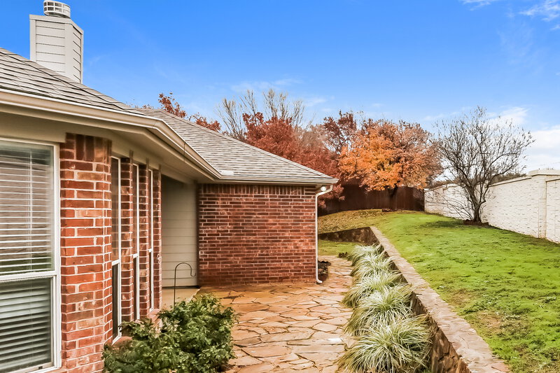 2,095/Mo, 207 Carriage Dr Willow Park, TX 76087 Rear View 2