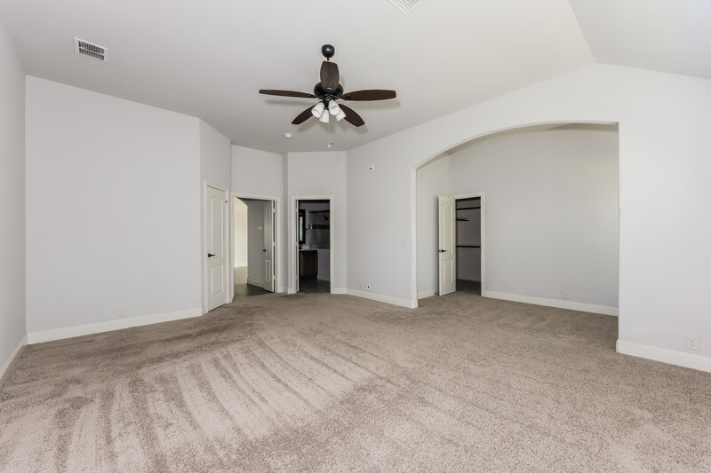 3,040/Mo, 1024 English Oak Dr Burleson, TX 76028 Main Bedroom View 2