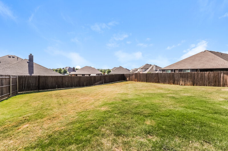 3,040/Mo, 1024 English Oak Dr Burleson, TX 76028 Rear View