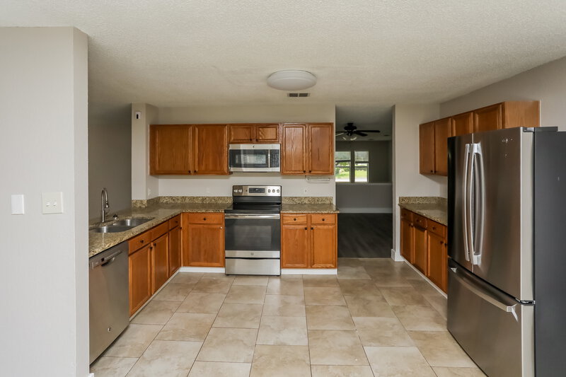 2,695/Mo, 314 Marshall Creek Rd Roanoke, TX 76262 Kitchen View 2