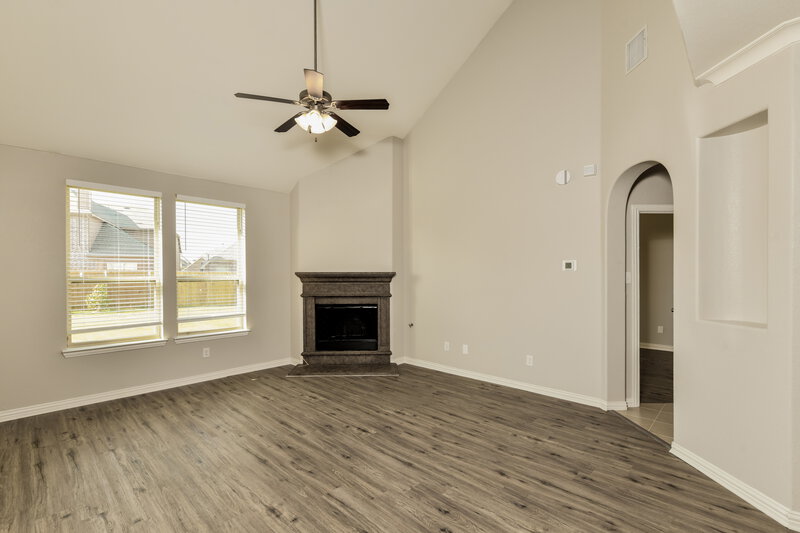 3,315/Mo, 8721 Running River Ln Fort Worth, TX 76131 Living Room View 2