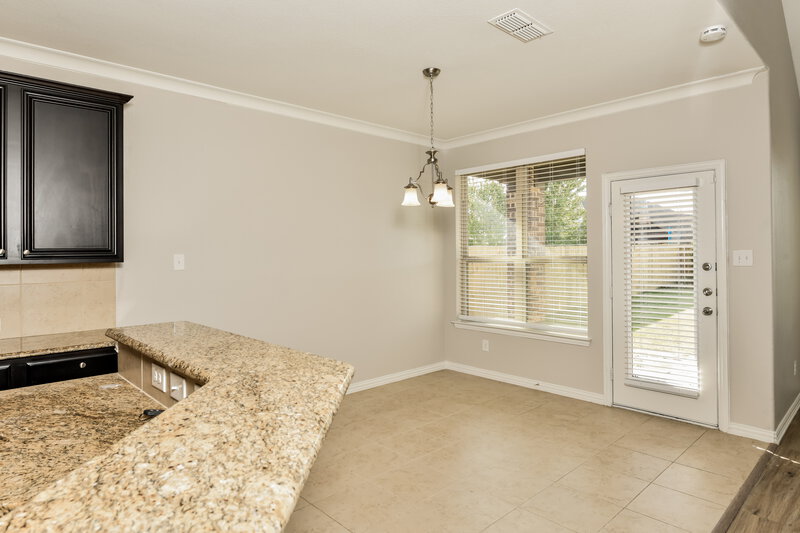 3,315/Mo, 8721 Running River Ln Fort Worth, TX 76131 Breakfast Nook View