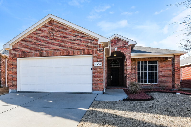 2,495/Mo, 9604 Flowering Spring Trl Crowley, TX 76036 External View