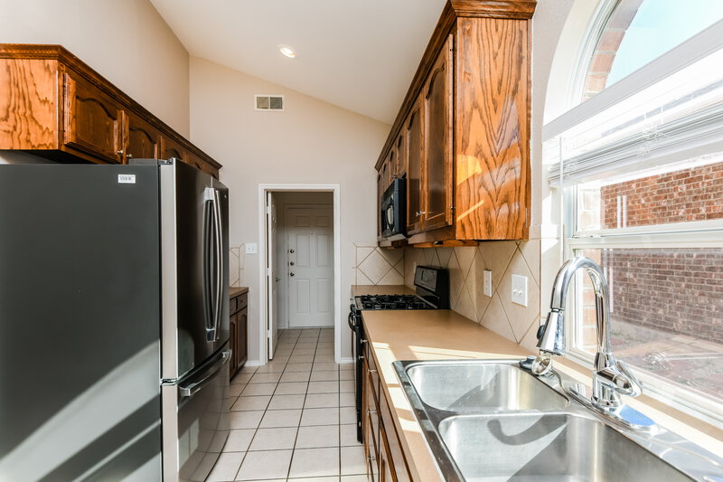2,495/Mo, 9604 Flowering Spring Trl Crowley, TX 76036 Kitchen View 2