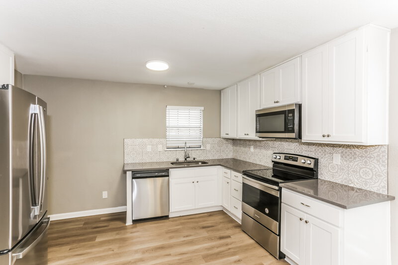 2,150/Mo, 4044 Windhaven Ln Dallas, TX 75287 Kitchen View