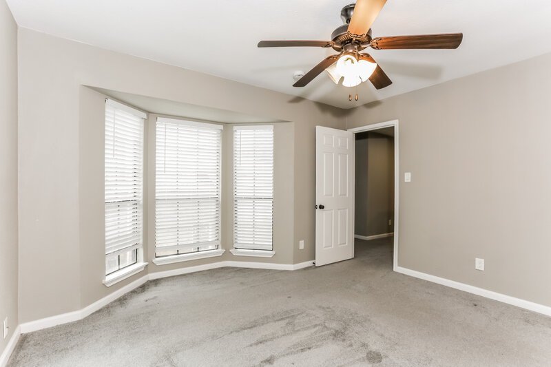 2,150/Mo, 4044 Windhaven Ln Dallas, TX 75287 Main Bedroom View