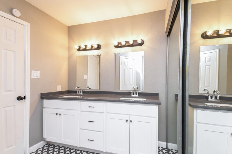 2,360/Mo, 4044 Windhaven Ln Dallas, TX 75287 Misc View 15