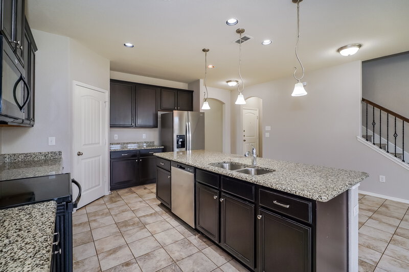 2,890/Mo, 8225 Spruce Meadows Dr Fort Worth, TX 76244 Kitchen View 2