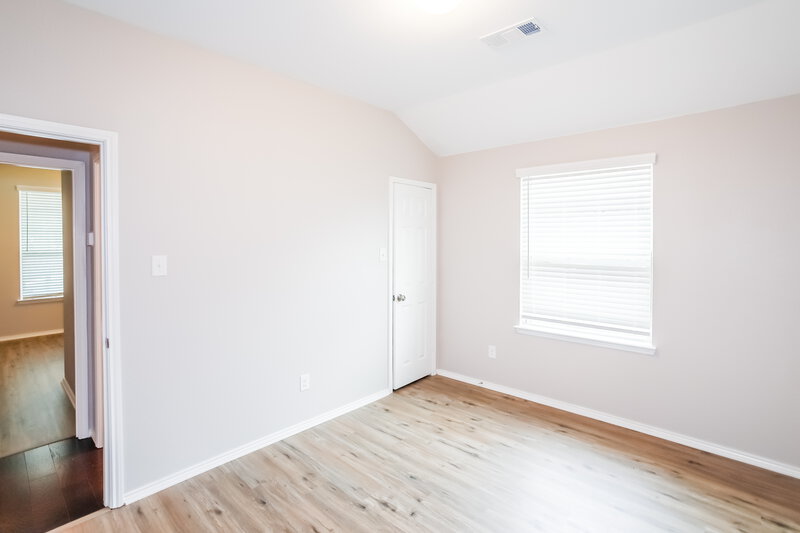 2,315/Mo, 1429 Grackle Dr Little Elm, TX 75068 Bedroom View 2