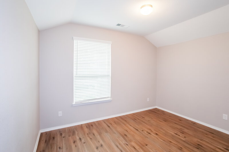 2,315/Mo, 1429 Grackle Dr Little Elm, TX 75068 Bedroom View 3