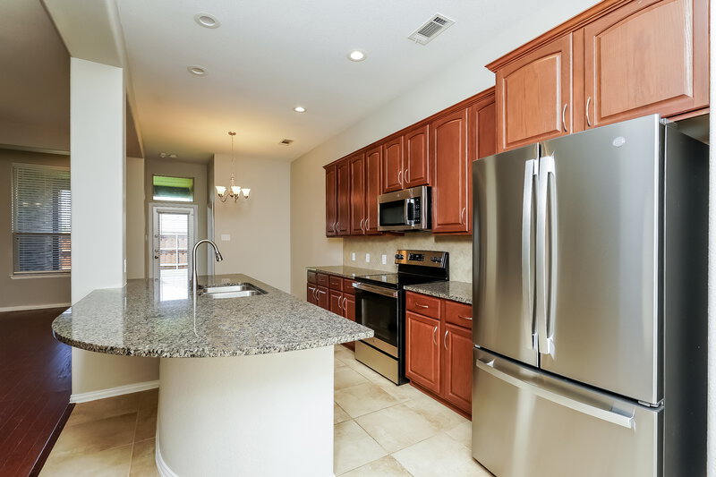 2,315/Mo, 1737 Shoebill Dr Little Elm, TX 75068 Kitchen View 2