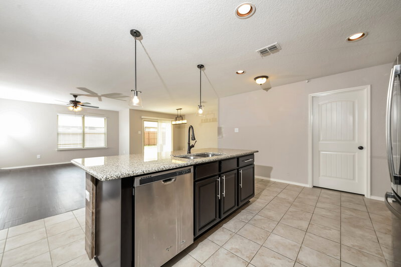 2,405/Mo, 7508 Lake Vista Way Fort Worth, TX 76179 Kitchen View 3