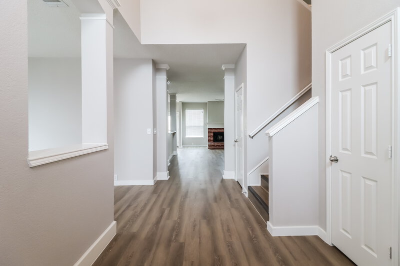 2,720/Mo, 3017 Gentilly Ln Fort Worth, TX 76123 Foyer View