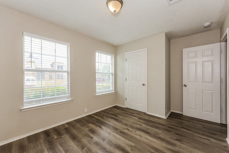 2,395/Mo, 6730 Meadowcrest Dr Arlington, TX 76002 Bedroom View 2