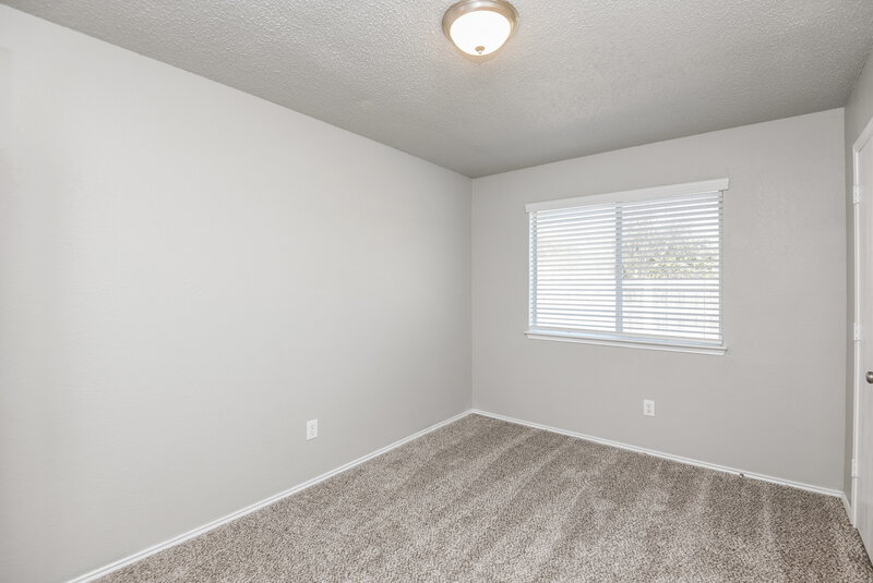 2,130/Mo, 1121 Sandalwood Dr Fort Worth, TX 76140 Bedroom View 2
