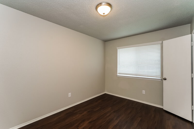 1,800/Mo, 1121 Sandalwood Dr Fort Worth, TX 76140 Bedroom View 2