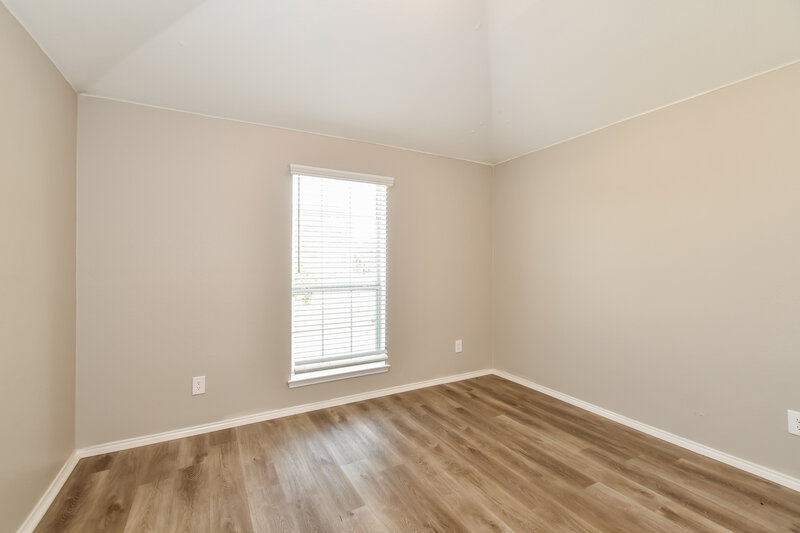 2,050/Mo, 109 Painted Trl Forney, TX 75126 Bedroom View 2