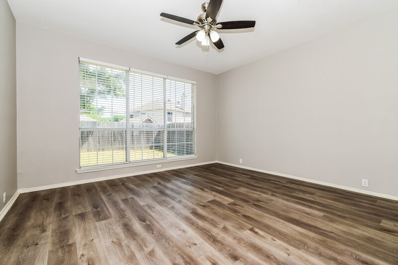 2,655/Mo, 1333 Mill Wood Ln Garland, TX 75040 Main Bedroom View