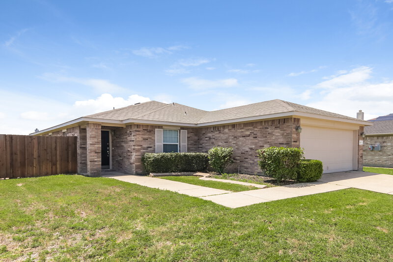 1,980/Mo, 623 Fox Gln Forney, TX 75126 Front View