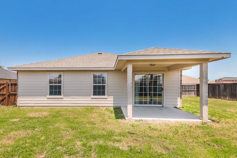 1,980/Mo, 623 Fox Gln Forney, TX 75126 Rear View