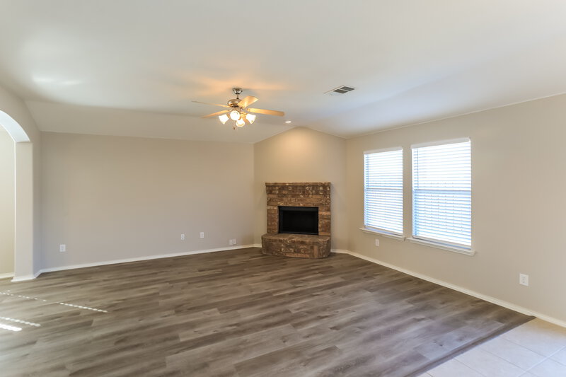 1,795/Mo, 2036 Forest Meadow Dr Princeton, TX 75407 Living Room View