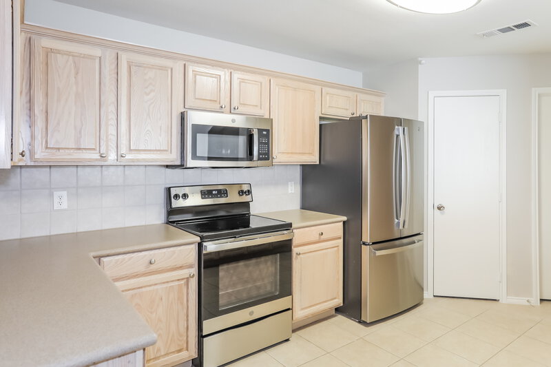 1,795/Mo, 2036 Forest Meadow Dr Princeton, TX 75407 Kitchen View