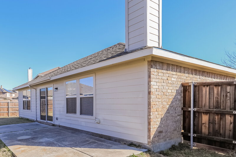 1,795/Mo, 2036 Forest Meadow Dr Princeton, TX 75407 Rear View