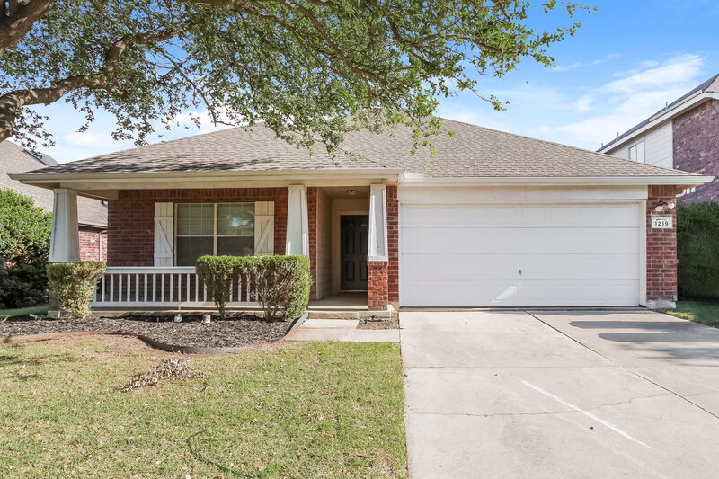 2,105/Mo, 1219 Mallard Crk Aubrey, TX 76227 External View