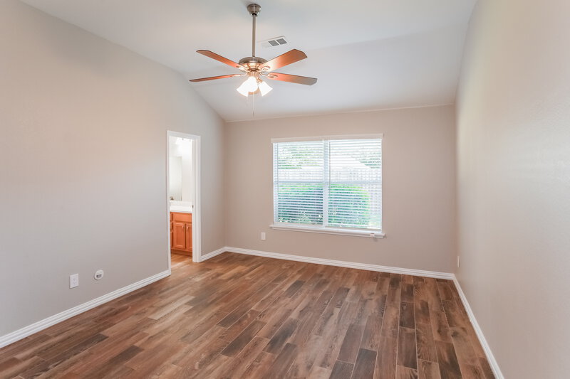 2,105/Mo, 1219 Mallard Crk Aubrey, TX 76227 Main Bedroom View 2