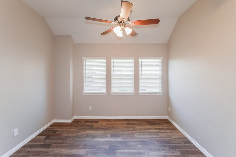2,105/Mo, 1219 Mallard Crk Aubrey, TX 76227 Bedroom View 2