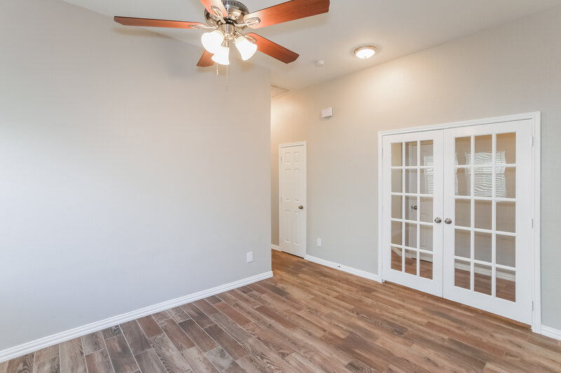 2,105/Mo, 1219 Mallard Crk Aubrey, TX 76227 Bedroom View 3